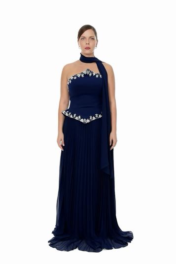 Plissiertes trägerloses Abendkleid in Übergröße